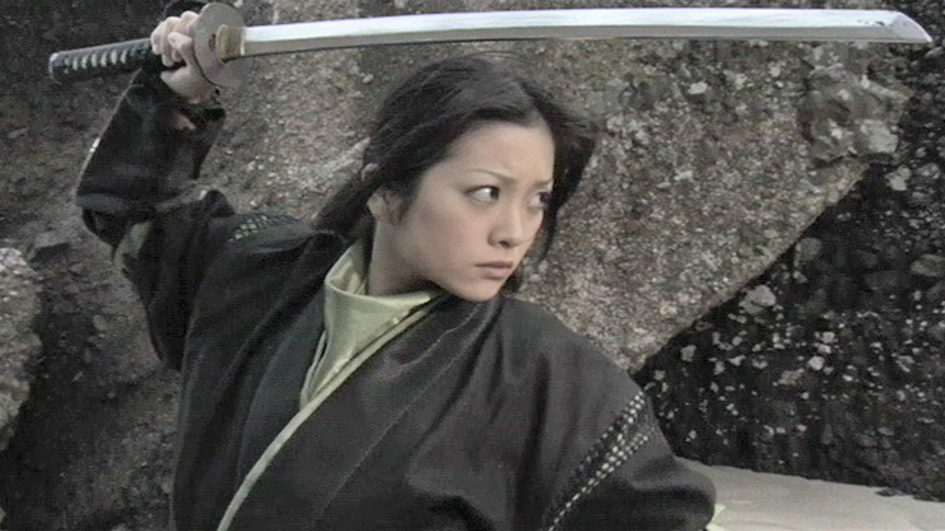 アバレンジャー 小 向 美奈子